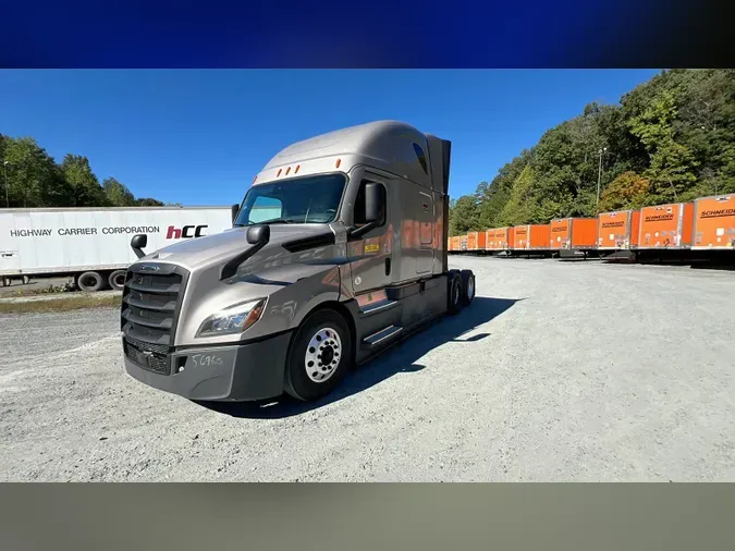 2023 Freightliner Cascadia 126