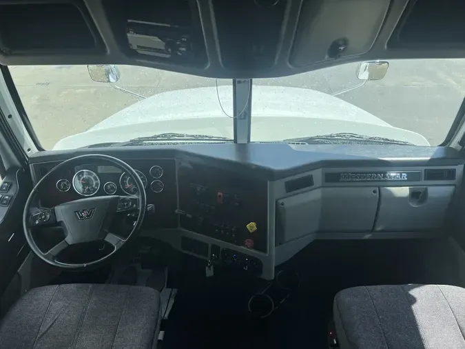 2020 Western Star 5700