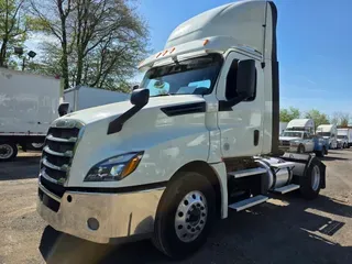 2019 FREIGHTLINER/MERCEDES NEW CASCADIA 126
