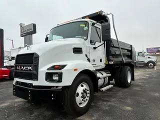 2024 MACK MD64