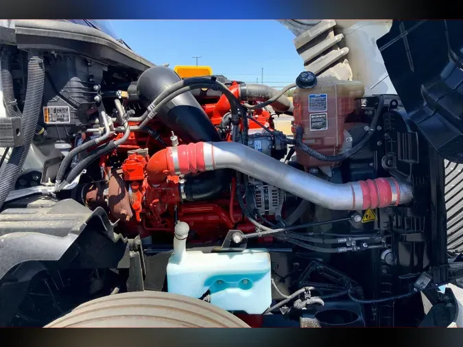 2022 INT LT625 6x4