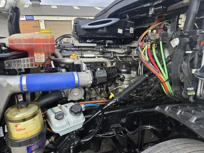 2021 Freightliner Cascadia