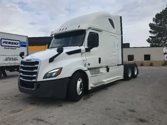 2019 Freightliner T12664ST