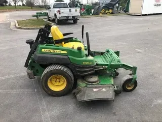 2011 John Deere Z925A