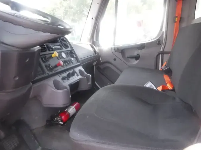 2016 FREIGHTLINER 108SD