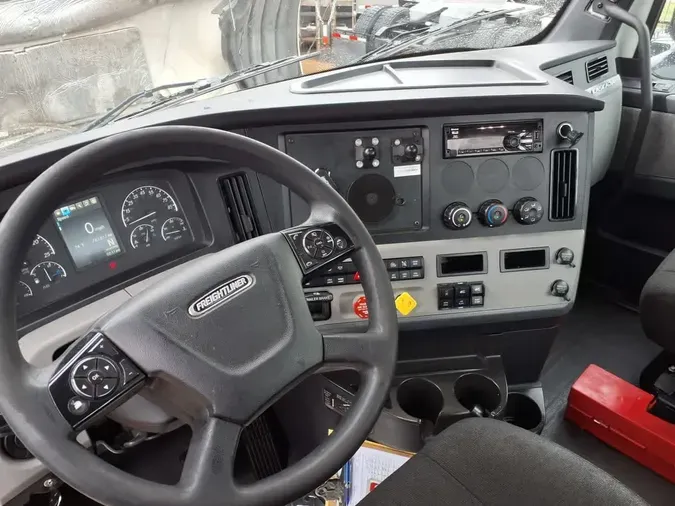 2020 FREIGHTLINER/MERCEDES NEW CASCADIA PX12664