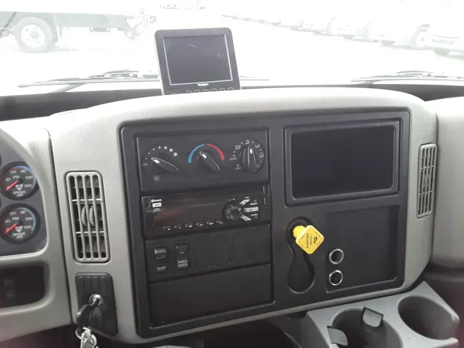 2019 NAVISTAR INTERNATIONAL 4300 LP