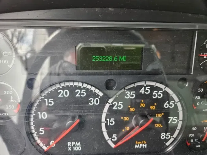 2019 FREIGHTLINER/MERCEDES M2 106