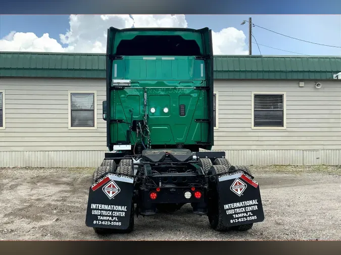 2021 INT LT625 6x4