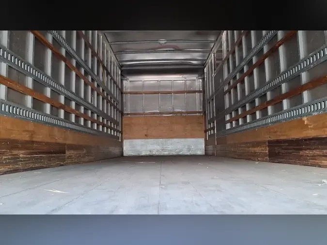 2019 FREIGHTLINER/MERCEDES M2 106