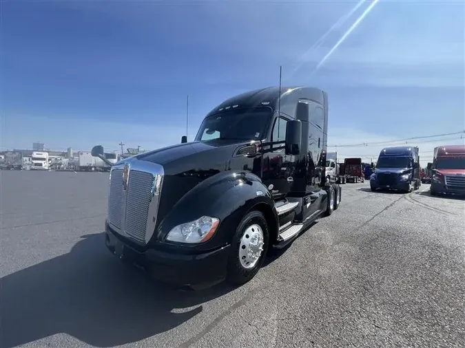 2021 KENWORTH T680