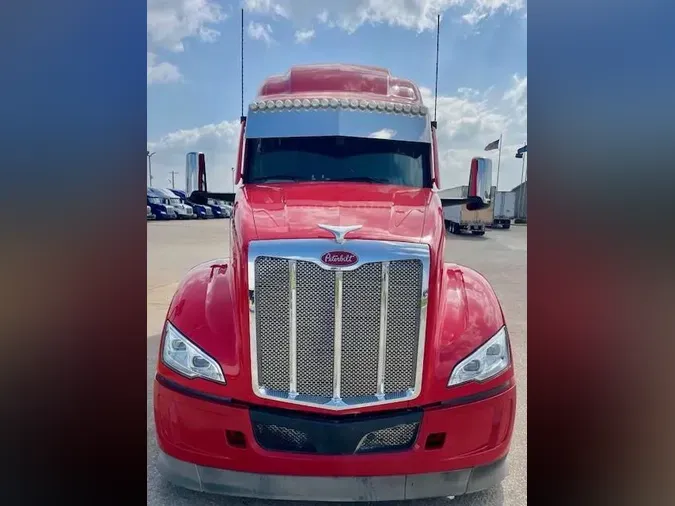 2026 Peterbilt 579