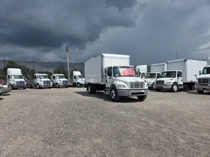 2019 FREIGHTLINER M2 106