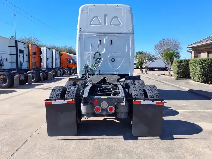 2020 FREIGHTLINER/MERCEDES NEW CASCADIA PX12664