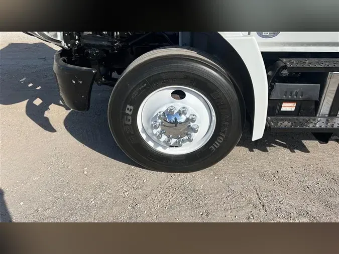 2018 HINO 268