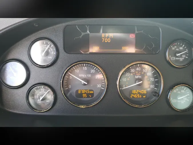 2020 Peterbilt 337