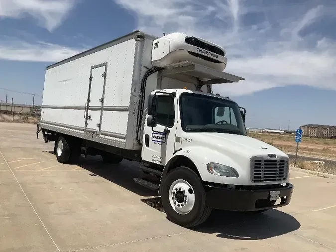 2019 Freightliner M296a519341eef2041ab336eafd82d84a9