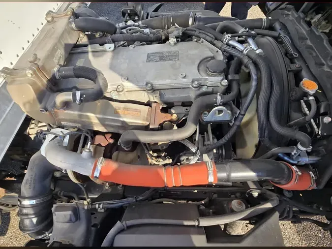 2019 ISUZU NPR HD