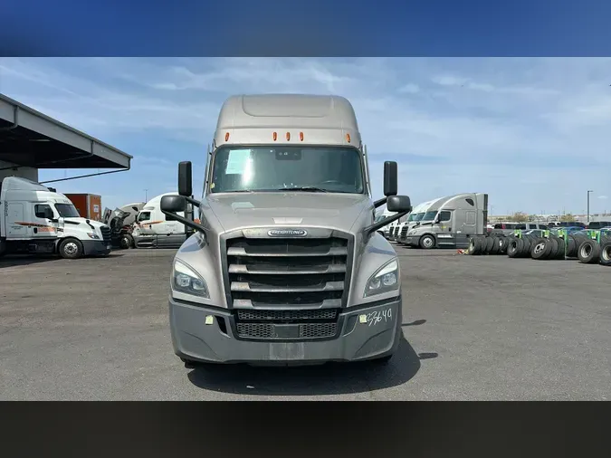 2025 Freightliner Cascadia 12696a7e65930cb2536909286edee8536ac