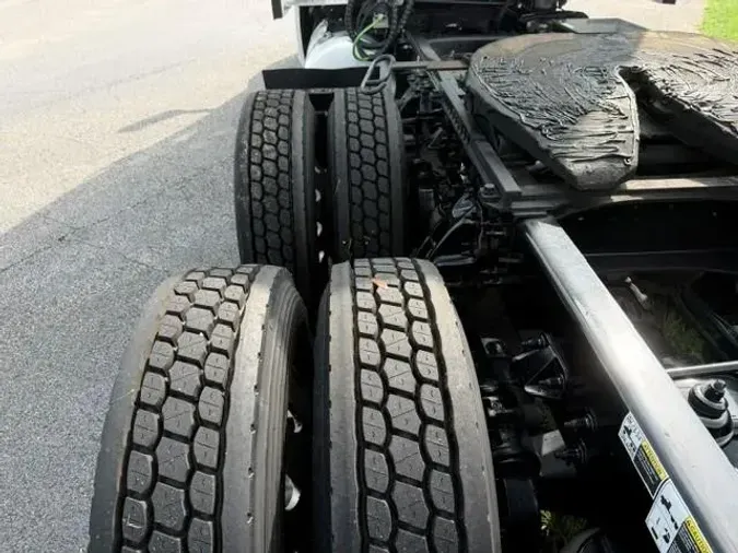 2023 Peterbilt 579