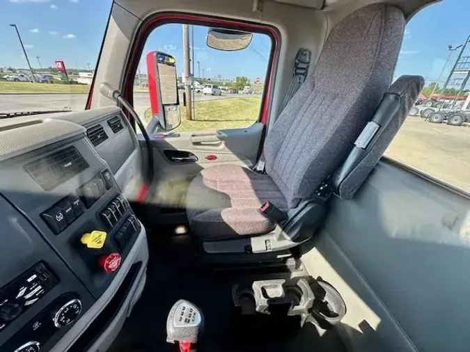 2020 Peterbilt 579