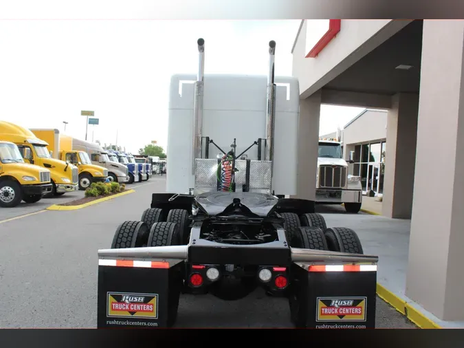 2021 Peterbilt 567