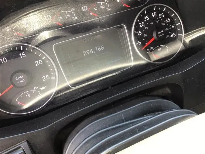 2022 INTERNATIONAL LT625