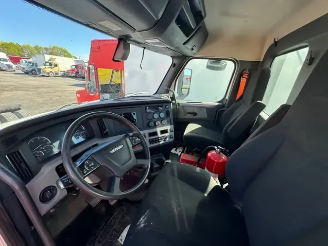 2019 FREIGHTLINER/MERCEDES NEW CASCADIA PX12664