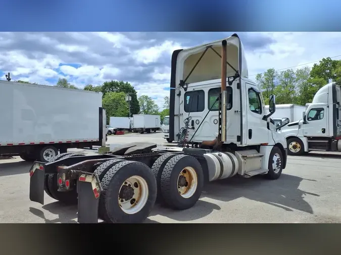 2021 FREIGHTLINER/MERCEDES NEW CASCADIA PX12664