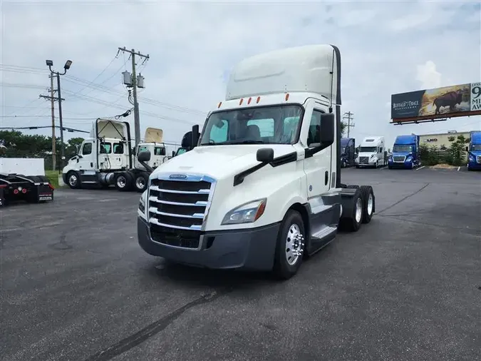2022 FREIGHTLINER CA12696bfabee772168c0756ba979fea95443