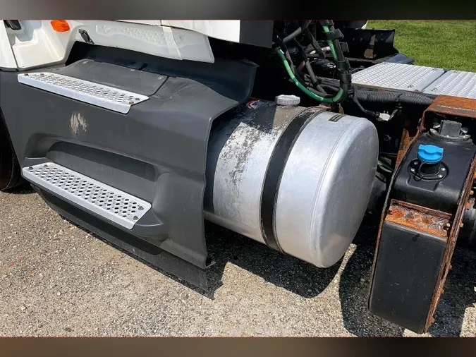 2021 INT LT625 6x4