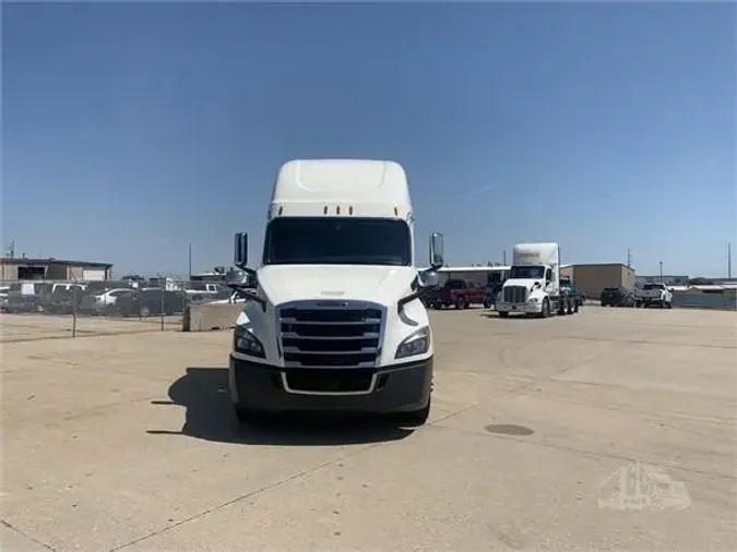 2023 FREIGHTLINER CASCADIA 126
