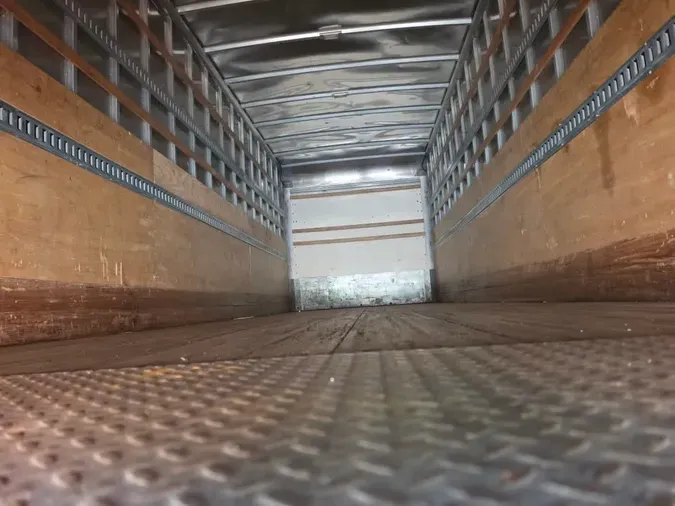2020 FREIGHTLINER/MERCEDES M2 10696c55428fe5efcf75a4e10f72cc7e3a2
