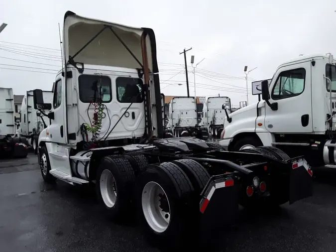 2019 FREIGHTLINER CASCADIA 125