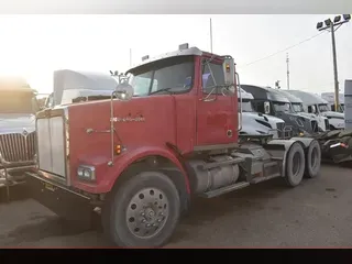 2005 WESTERN STAR 4900