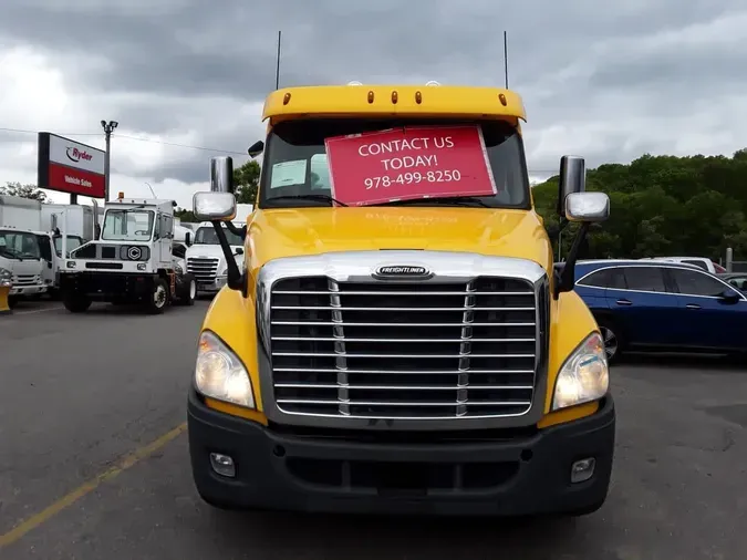 2018 FREIGHTLINER CASCADIA 125