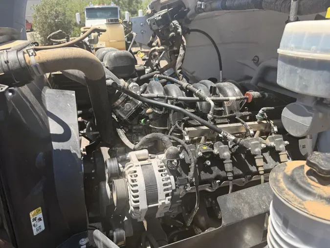 2025 Ford F-750