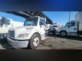 2019 FREIGHTLINER/MERCEDES M2 106