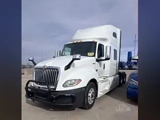 2022 INTERNATIONAL LT