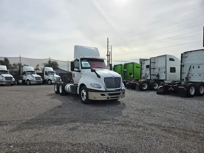 2019 NAVISTAR INTERNATIONAL LT625 DAYCAB T/A96d8205498f8bc4ab2c6a83dd3c47ea2