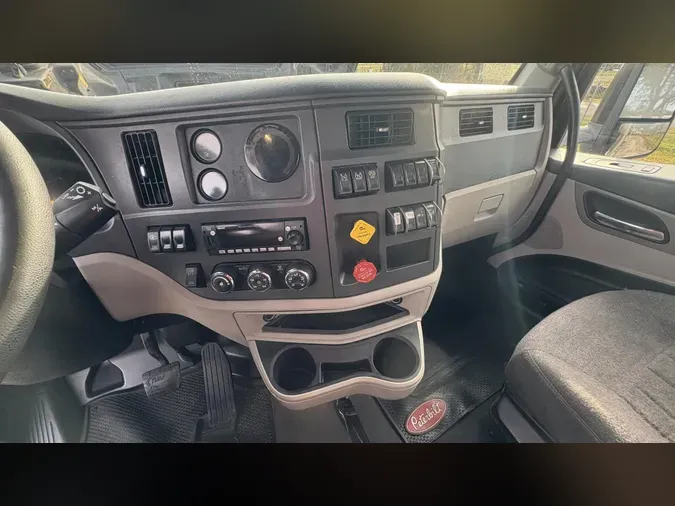 2022 Peterbilt 57996d8aeedb280d4ff3f1de9aa385c1c4f