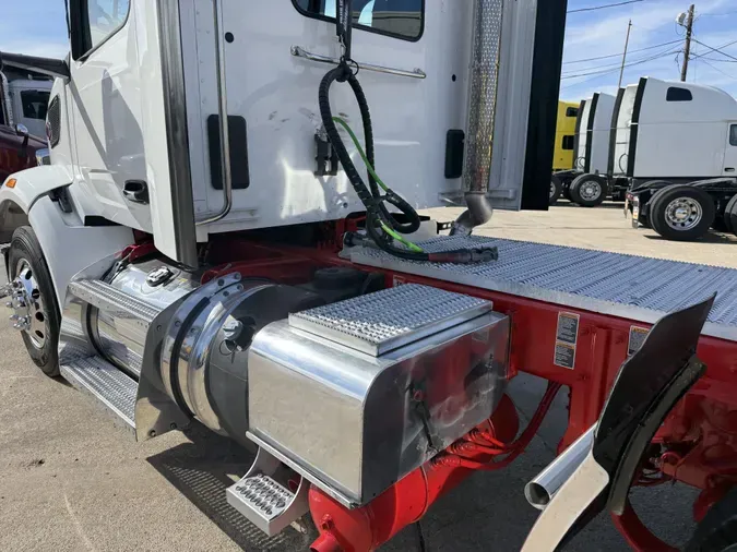2024 Peterbilt 567
