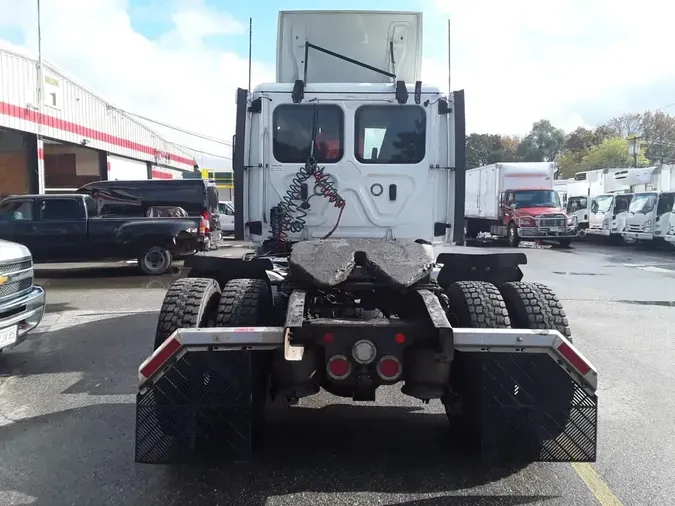 2020 FREIGHTLINER/MERCEDES NEW CASCADIA 116