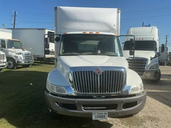 2019 NAVISTAR INTERNATIONAL 4300 LP