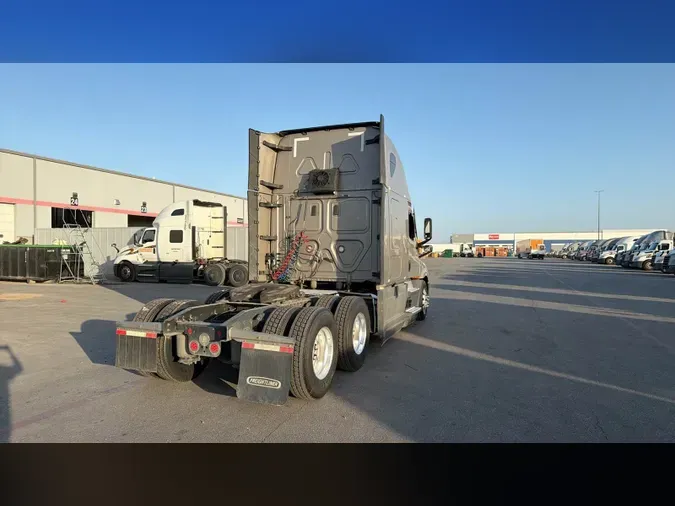 2023 Freightliner Cascadia 12696e6cd07080afd1a65d3274f19066950