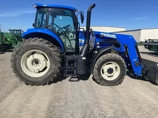 2016 New Holland TS6.120 T4B