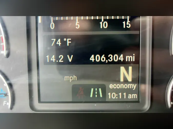2020 Freightliner Cascadia 126
