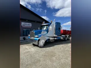 2019 PETERBILT 567