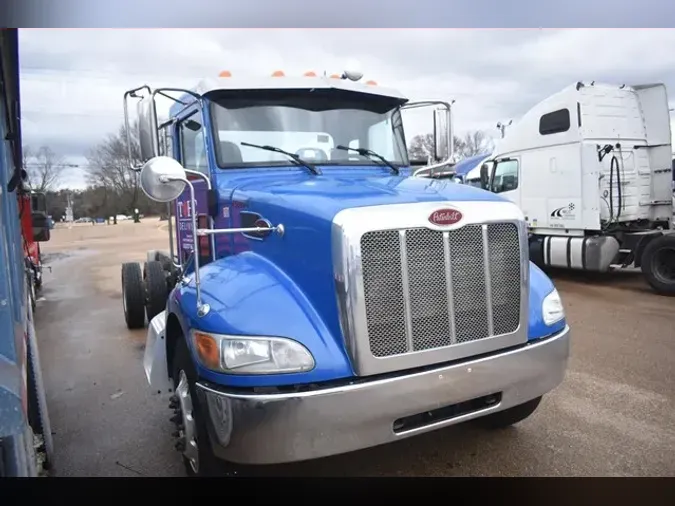 2018 PETERBILT 337