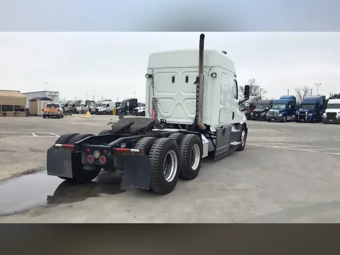 2020 Freightliner Cascadia